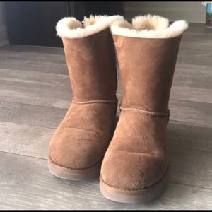 UGG Bailey Bow II 🎀🎀